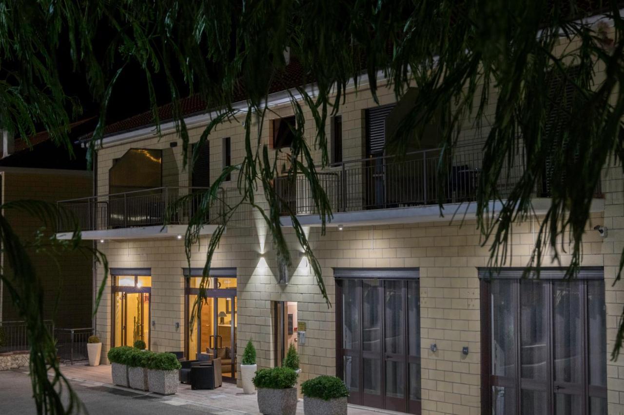 Affittacamere Villa Bisceglia Monte Sant'Angelo Ngoại thất bức ảnh